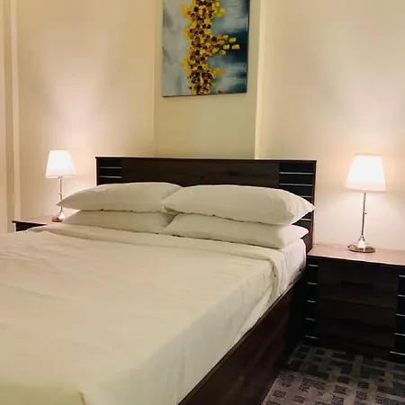 Chelsea Gardens Apartment